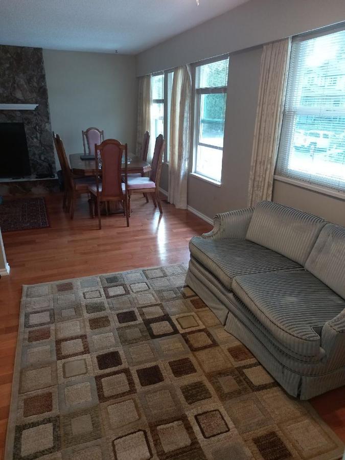 Apartament Green&White House Coquitlam Zewnętrze zdjęcie