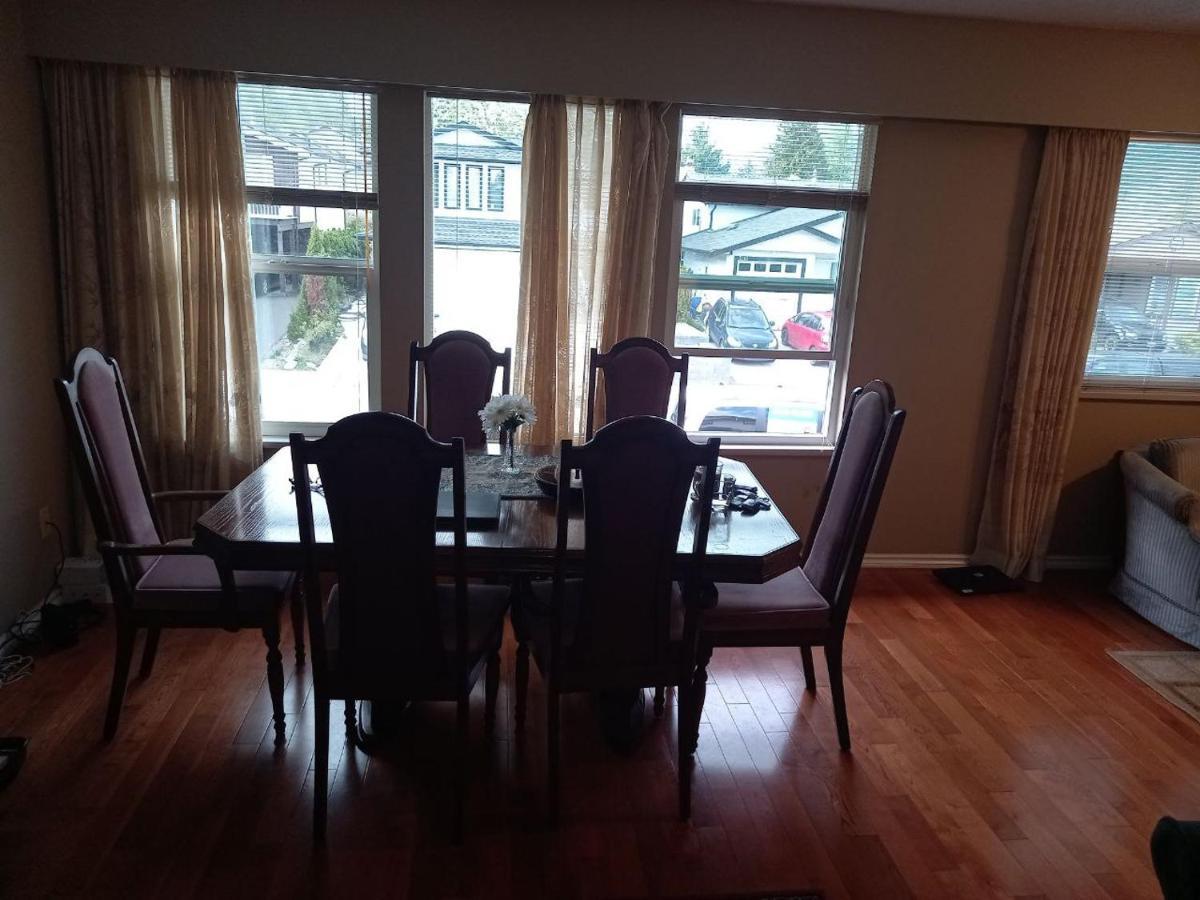 Apartament Green&White House Coquitlam Zewnętrze zdjęcie